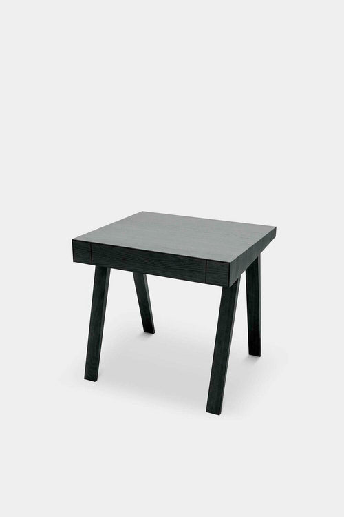 4.9 Desk: A Modern Masterpiece of Functionality and Imperfection